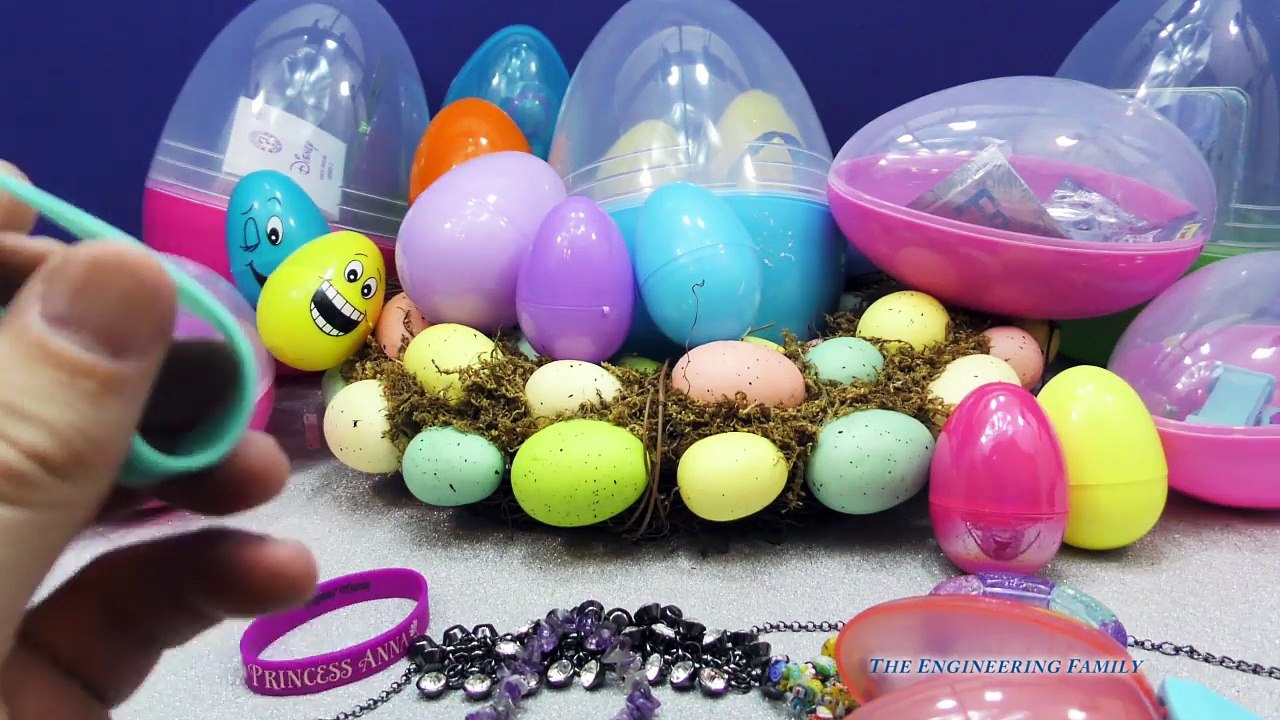 FROZEN Disney Frozen Elsa Giant Surprise Eggs a Surprise Eggs Toys Video