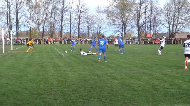 Tak sie broni w Klasie B! Interwencje bramkarza Konopianki podczas meczu z Legia