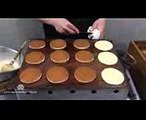 Xem cách làm bánh rán Đôrêmon chính hiệu tại Nhật bản