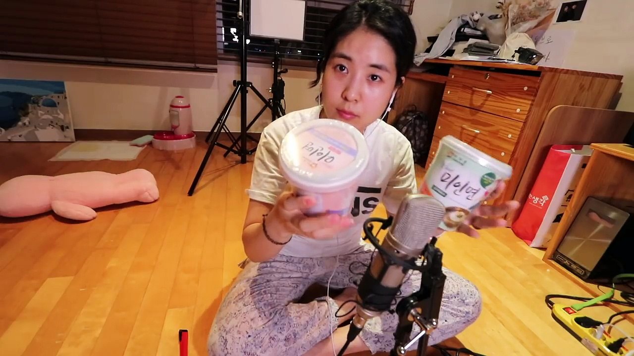 [ASMR] 강유미 진짜로 자고 있는 엄마 몰래 야식먹기/컨셉아님/초리얼