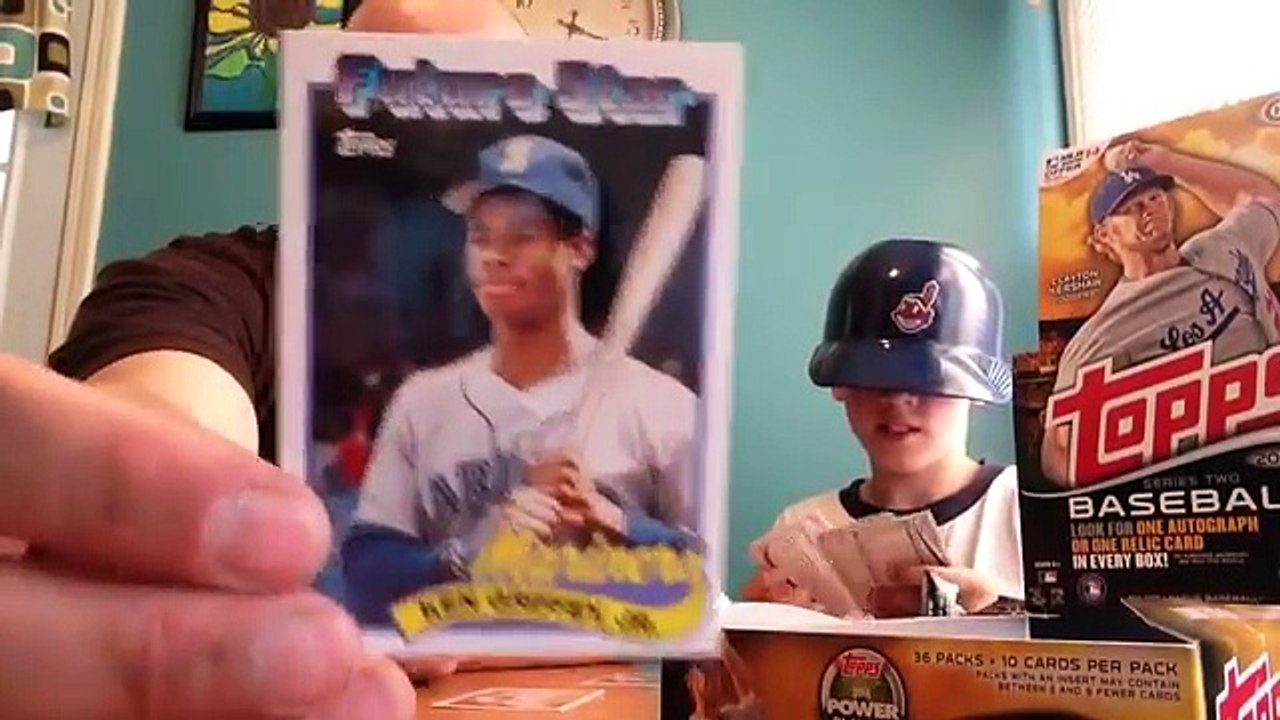Topps new Baseball Series 2 Box Break and Review