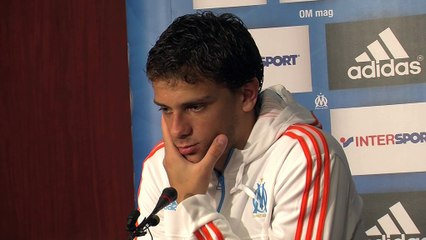 Lucas Mendes visiblement pas d'accord avec les gestes de Léonardo