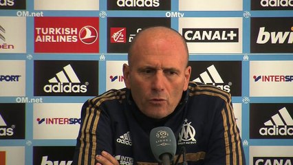 Élie Baup le coach olympien parle du caractère d'urgence de la situation
