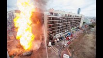 Les photos les plus, spectaculaires du feu de la rue Peyssonnel ( photos Stéphane Besse, BMPM)