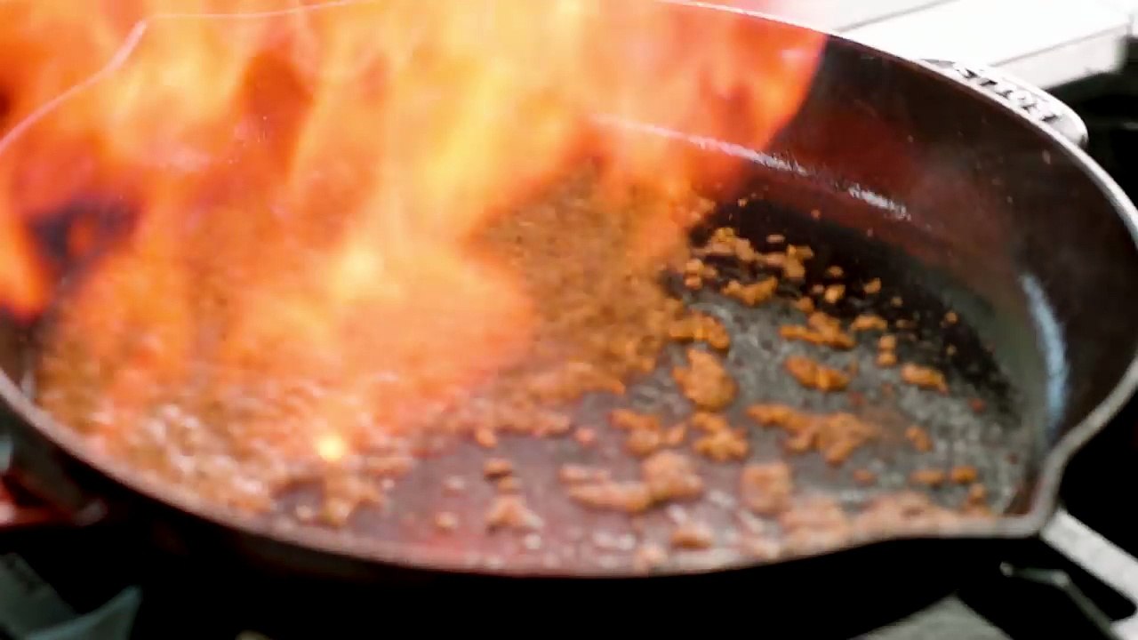 Gordon Ramsays Pan Seared Pork Chop Extended Version Season 1 Ep. 2