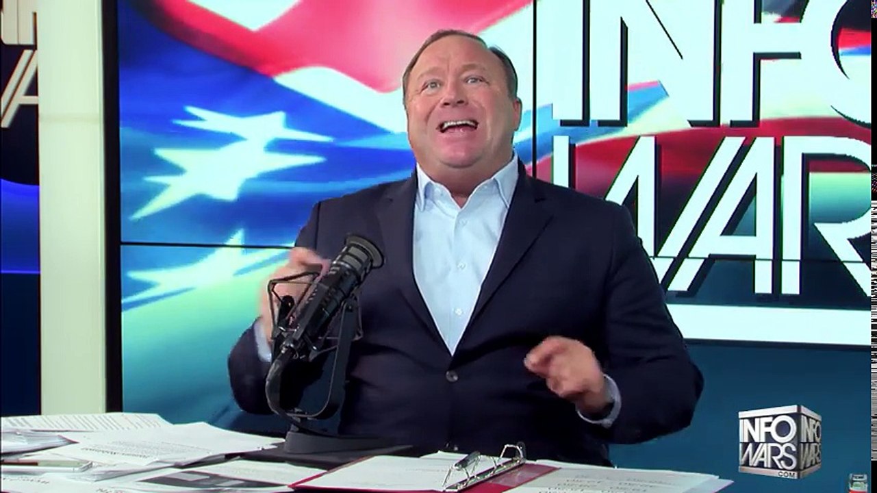 Alex Jones talks to Tommy Robinson about Islam