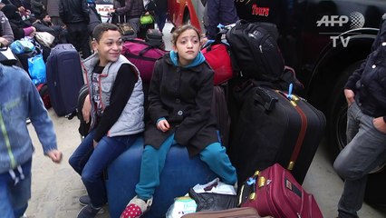 Egypt opens Gaza border for first time since unity deal