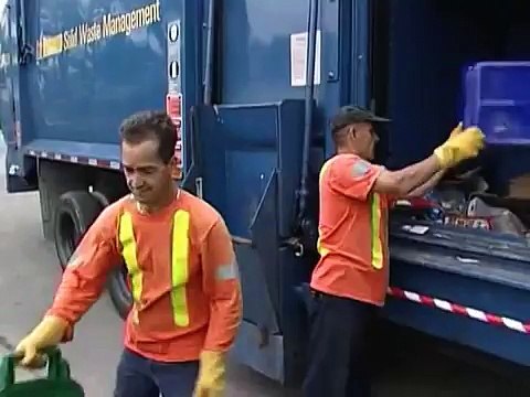 Mighty Machines FULL EPISODE! All About Recycling