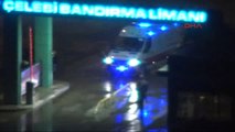 Balıkesir Bandırma'da Otomobil Denize Uçtu: 3 Yaralı, 1 Kayıp