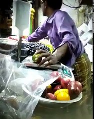 How A Fruit seller Does Fraud To The Innocent People