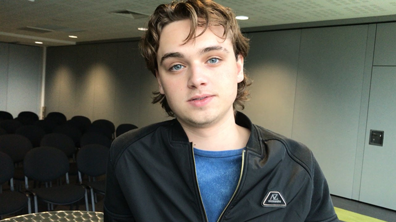 Dean-Charles Chapman, acteur de Game of thrones au salon Art to play