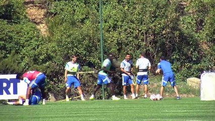 Première séance d'entraînement d'après-mercato en musique