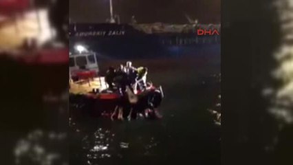 Balıkesir Bandırma'da Otomobil Denize Uçtu 3 Yaralı, 1 Kayıp