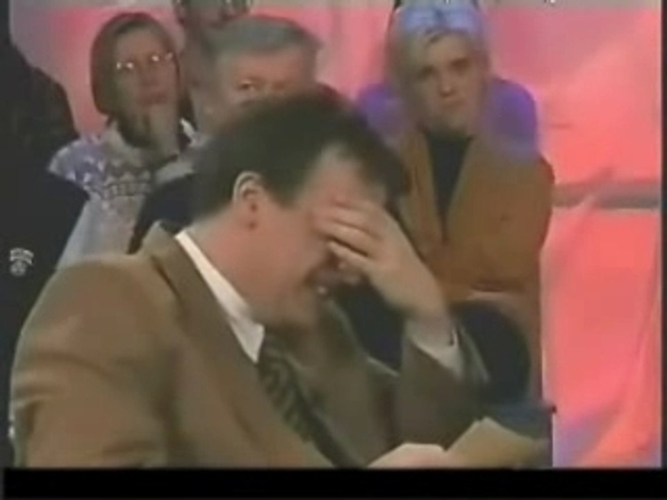 Un présentateur craque pendant un Téléthon