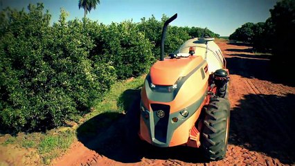 Kendi yürür pülverizatör