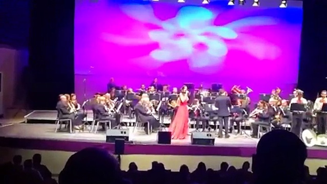nuria Fergó concierto en Torreviaje de su gira "México Lindo Sinfónico"