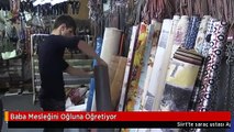 Baba Mesleğini Oğluna Öğretiyor