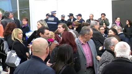Plus de 200 personnes étaient présentes pour rendre hommage aux victimes des attentats de Tunis.