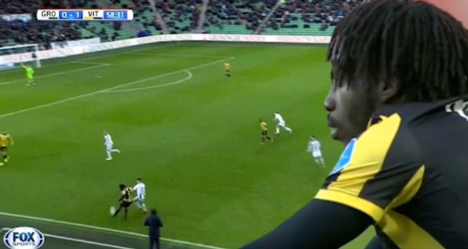 22 Yaşındaki Defans Oyuncusu, 40 Metreden Kendi Kalesine Gol Attı
