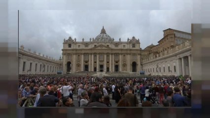 Abusi sessuali in Vaticano su chierichetti del Papa