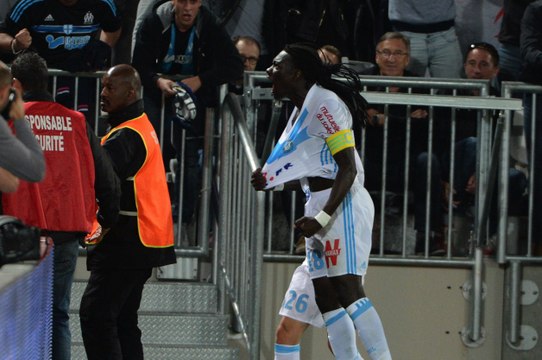 Bordeaux-OM | La joie des supporters après le but de Gomis