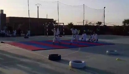 Démonstration de karaté par des jeunes d'une association d'Aghmate.