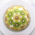 This Upside Down Kiwi Cake Looks Amazing And Tastes Even Better