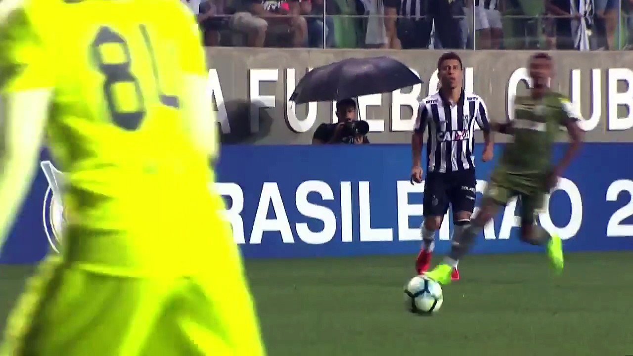Atletico-MG 3 x 0 Coritiba - Melhores Momentos HD Brasileirao 2017