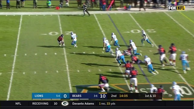 Can't-Miss Play: Chicago Bears quarterback Mitchell Trubisky fumbles snap, D.J. Hayden scoops and scores first career touchdown