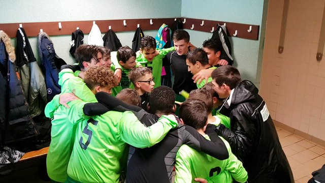 Cri de victoire contre Marseille en Beauvaisis 4 à 2 - le 12/11/2017
