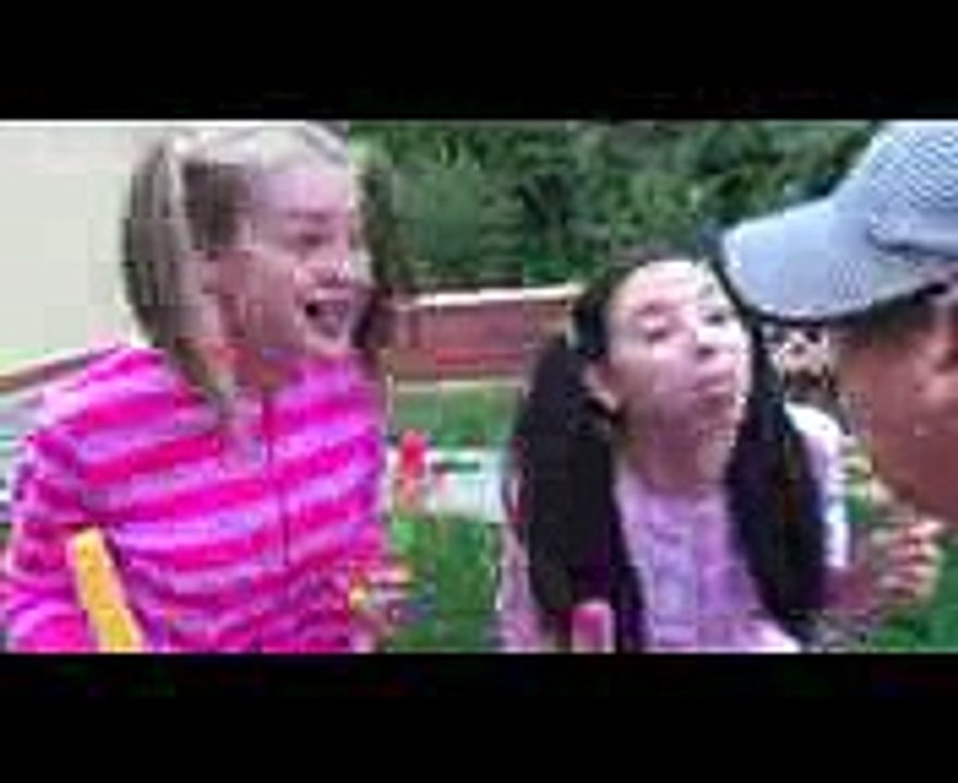 Bad Baby with Tantrum & Rainbow Face Crying for Ice Cream Lollipops Learn Colors Finger Family Song