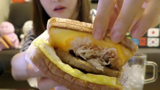 【한글자막】韓国で人気のIssacトースト食べる。-8ZN6WikZ0Wo
