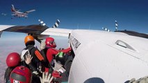 Jumpers Take to the Sky For World Record Formation Skydive-PblJb8kb5Yo