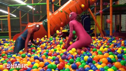 Spiderman & Spidergirl Kids Ballpit & Frozen Elsa Birthday Party - Fun Superhero in Real Life :)