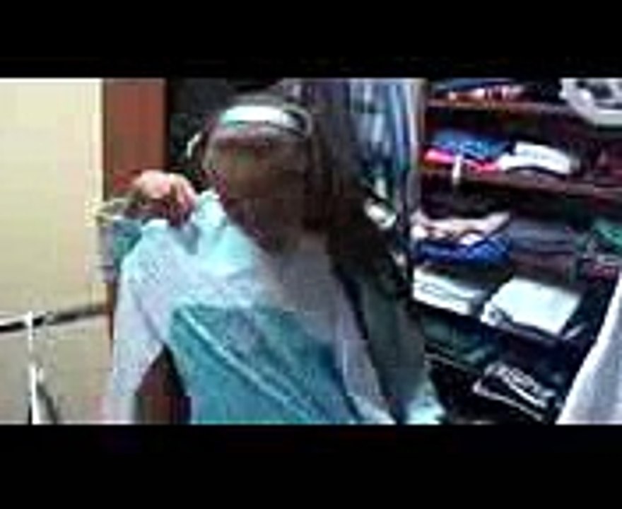 BAD BABY SNAKE ATTACKS FROZEN ELSA Sophia and Sarah TOYS TO SEE Kids