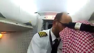 PIA Kay Pilot Nay Danishmandi Ka Muzahira Kartay Huway Sukkur Say Karachi Anay Wali Parwaz PK 536 Ko