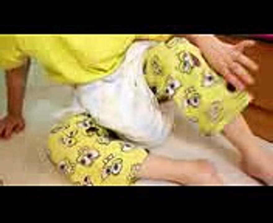 BAD BABY  ! I change diapers