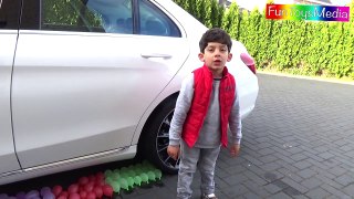 Fun Kid Crushes Colors Balloons with Dad's Car _ Learn Colours for Children and Toddlers-lNdOLP4wcUU