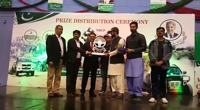 Sahibzada Sultan Receiving Prize Of 2nd Thal Off-road jeep rally 2017
