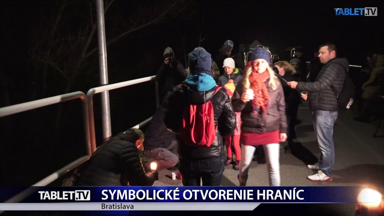 Symbolicky zavretú hranicu do Rakúska opäť otvorili