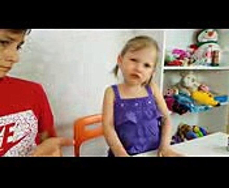 Bad Baby with Tantrum and Crying for Candy by Learn Colors with me & Nursery Rhymes Songs