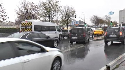Beklenen Yağış İstanbul'a Geldi