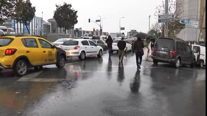Beklenen Yağış İstanbul’a Geldi