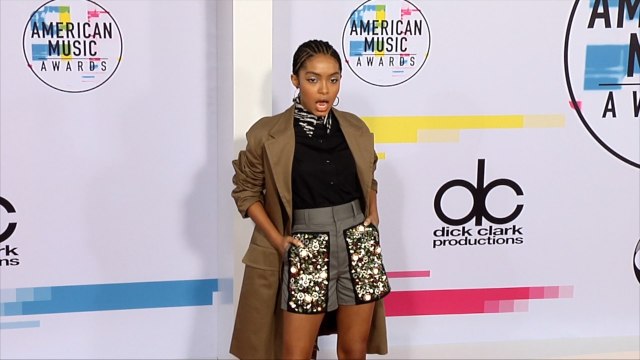 Yara Shahidi 2017 American Music Awards Red Carpet