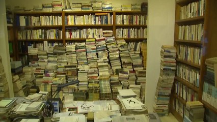 고은 시인 서재 서울도서관에 재현 / YTN