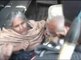 ملتان پولیس کا معمر جوڑے پر تشدد کرنے اور زبردستی گھسیٹ کر گاڑی میں ڈال کر تھانے لے جانے کی ویڈیو منظر عام پر آگئی۔