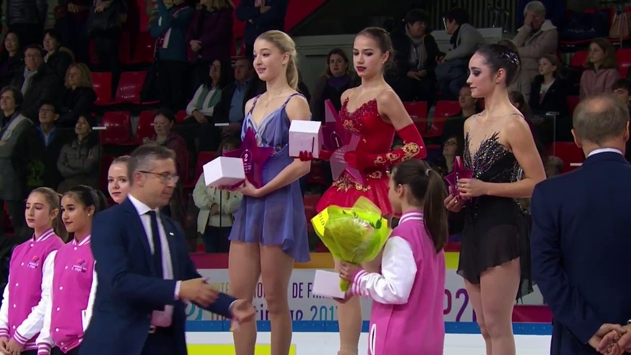 Victory Ceremony Ladies 2017 Grand Prix France