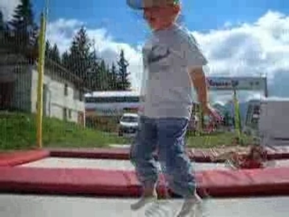 Trampoline
