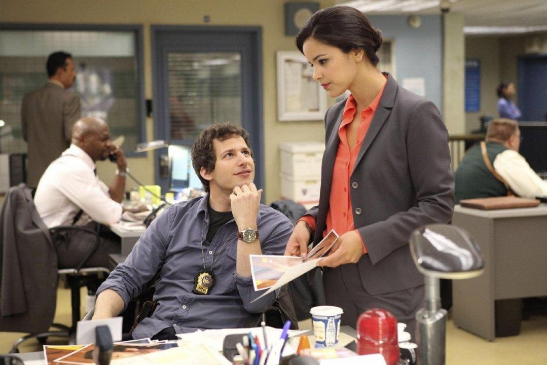 Brooklyn Nine-Nine Season 5 Episode 8 "Return to Skyfire" Premiere
