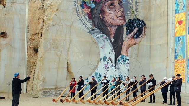 Les cors des Alpes retentissent à Villars-Fontaine